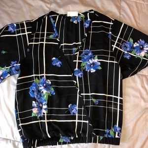 Floral Crop Top 🖤💙